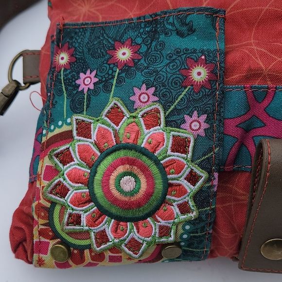 Desigual designer Crossbody Bag multi pattern green red embroidery leather - Picture 5 of 16